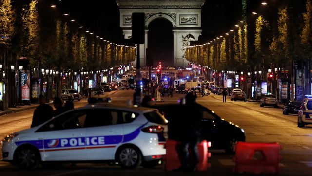 Terrorism: IS Claims Attack on Champs-Élysées in Paris