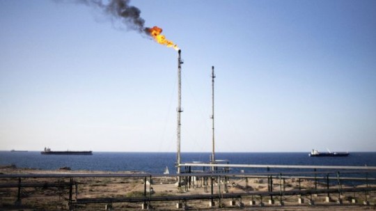 Libyan oil port closed for 4 days