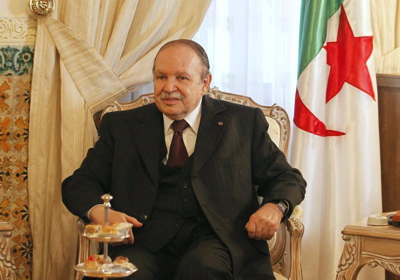Is Algeria Heading towards Economic & Political Crisis ?