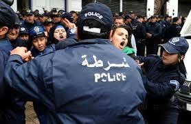 ALGERIA: POLICE arrests anti-Bouteflika protesters