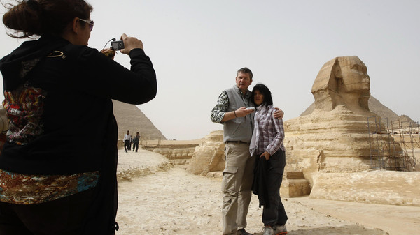 Egypt : Tourism sector to be revived by 2015
