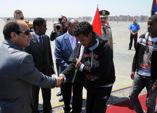 Egypt-Libya: Sisi welcomes abducted Ethiopians at Cairo airport
