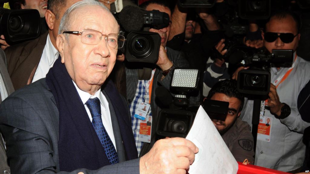 Libya-Tunisia: Haftar spurns Essebsi’s invitation