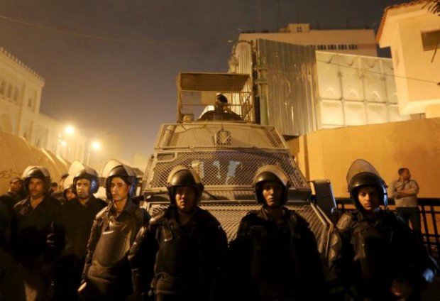 Egypt:  Angry Mob Protests Police Brutality