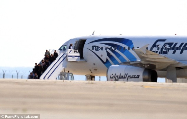 Engine Failure Forces EgyptAir Plane to Land