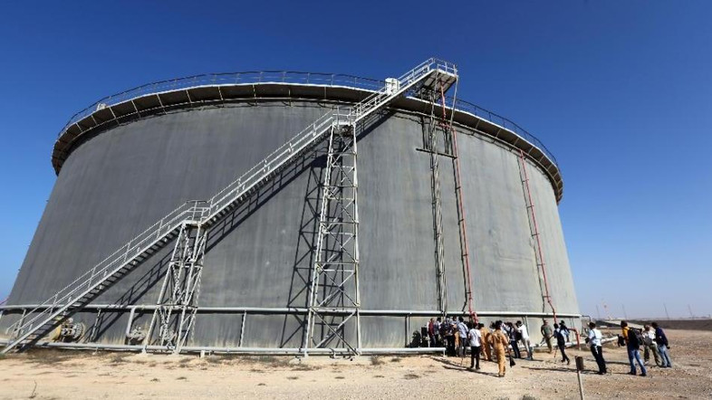 Libya: Five Oil Fields Closed Down as IS Attacks Loom