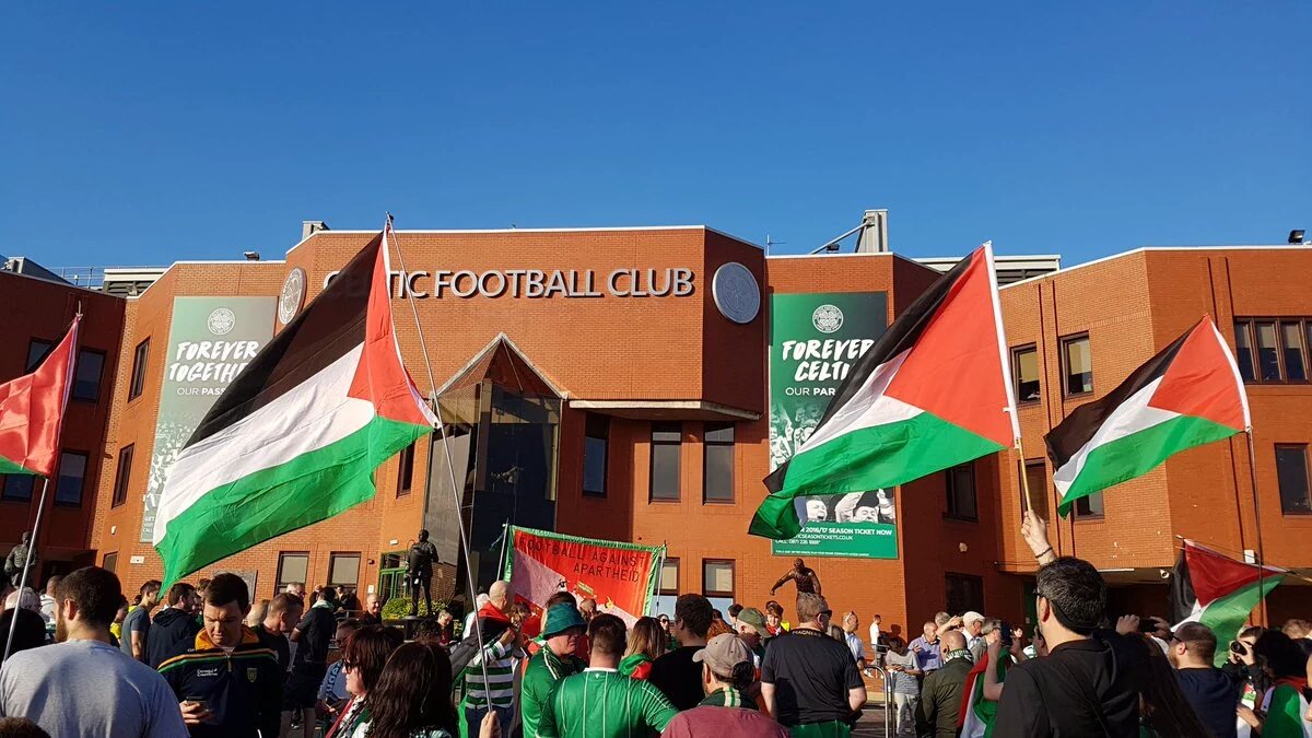 Israel’s Hapoel Be’er Sheva Welcomed with Palestinian Flags at Rival’s Celtic Glasgow Park
