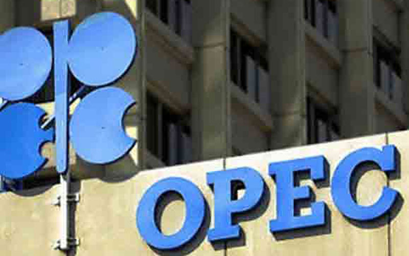Algeria to Push for Oil Production Freeze at Informal OPEC Talks