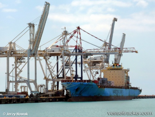 Pretoria, Polisario’s Ally, Seizes New Zealand-Bound Vessel Carrying Moroccan Phosphate