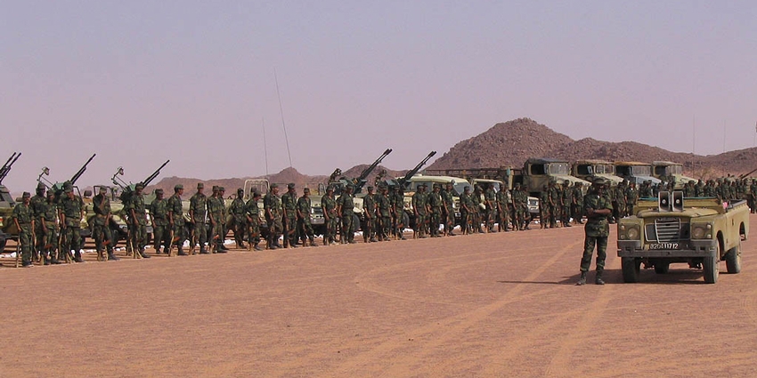 Polisario Imposes Curfew in Tindouf Camps to Silence Protesters