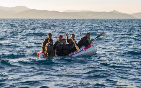Spain Saves 19 Algerian Migrants in Mediterranean