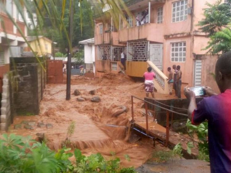 Morocco Sends Humanitarian Aid to Flood-stricken Sierra Leone