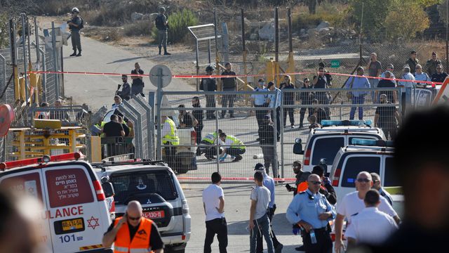 Israel-Palestine: Three Israeli killed in attack in West Bank settlement