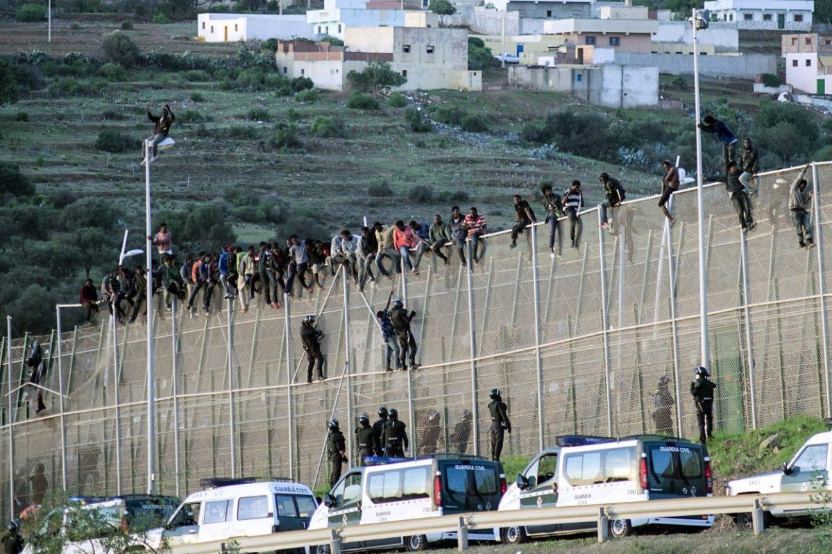 Spain Returns Migrants who Stormed Melilla Fence to Morocco