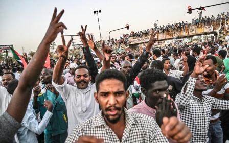 Sudan: revolution leaders stop talks with military council over delay in power handover