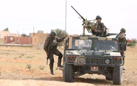 Tunisia-al Qaeda: Mine explosion kills one soldier, wounds three