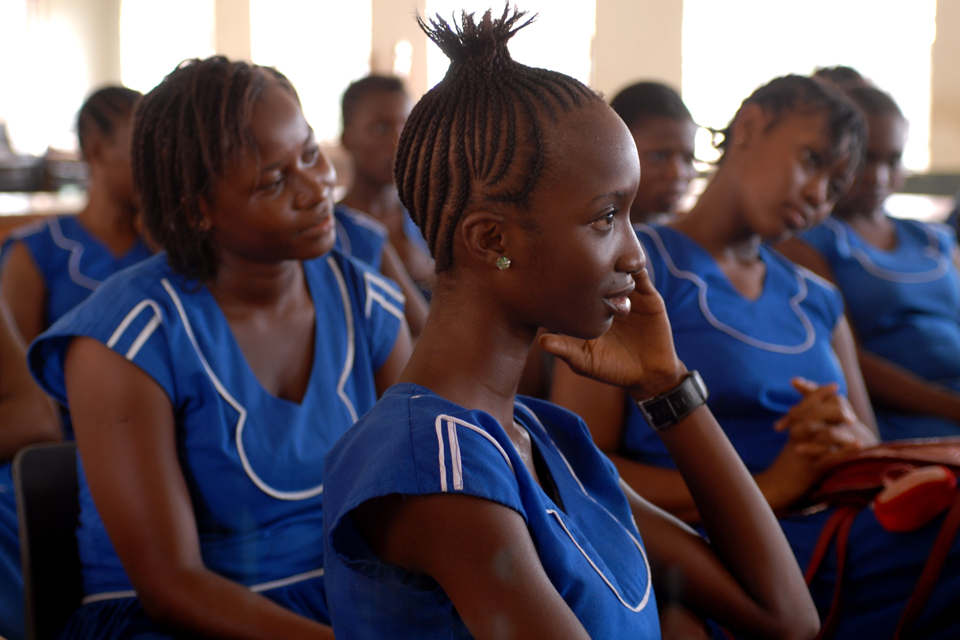 Sierra Leone ordered to revoke ban on pregnant schoolgirls