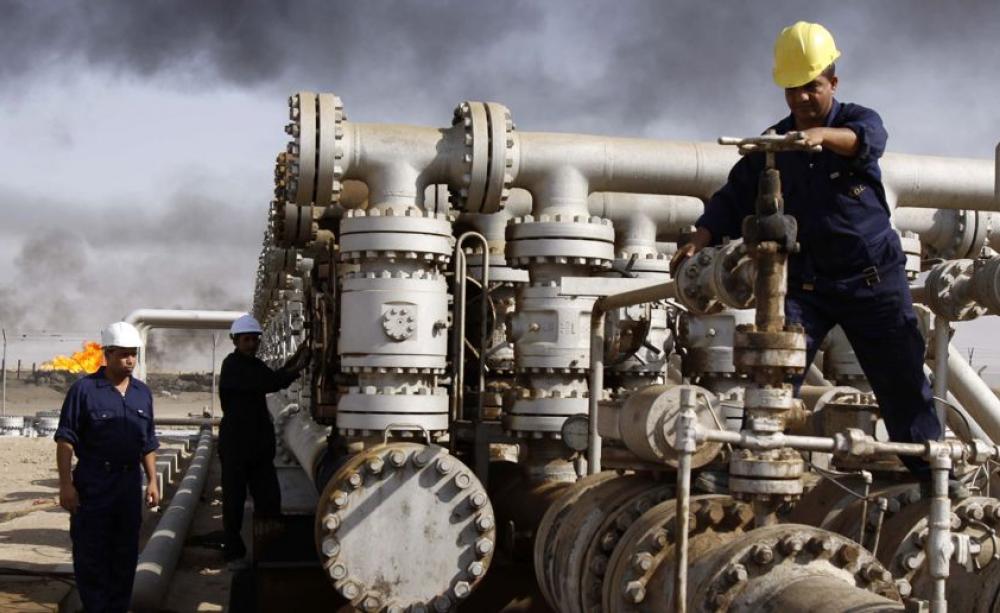 Algeria’s energy revenues to plunge by $10 bln deepening financial crisis
