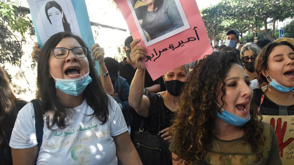 Algeria protest against death of charred and raped lady