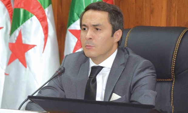 Algeria: minister stirs waves of protest after telling Algerians to change the country