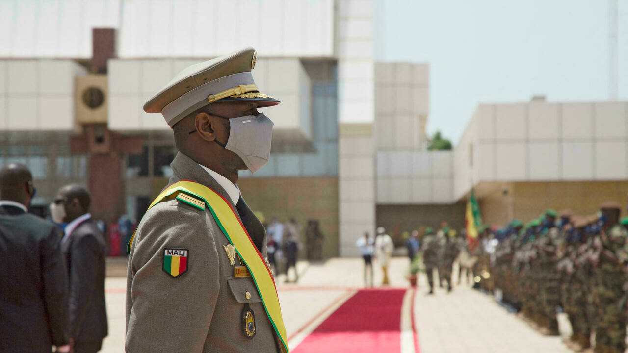 Mali: Transitional authorities adopt new charter