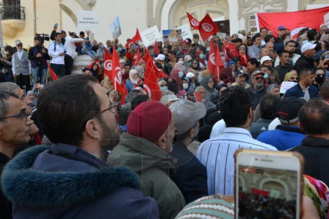 Tunisians take to the streets to protest dissolved parliament, other presidential decrees