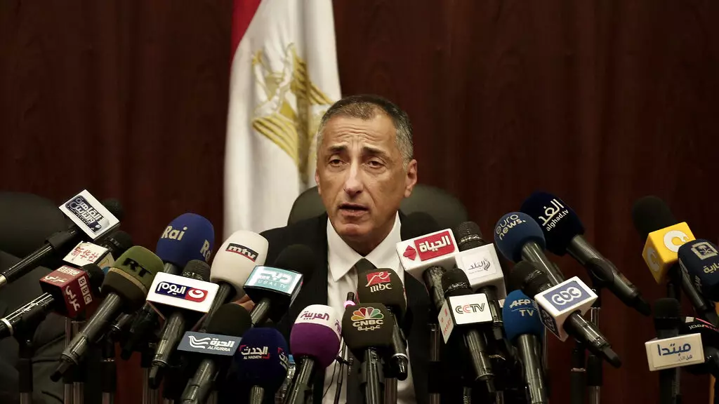 Egypt: Central bank governor resigns amidst economic crisis, declining currency