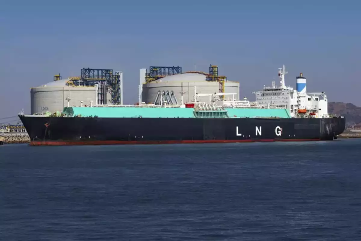 LNG traders hit with huge losses due to LNG plants disruptions in Nigeria, US and Australia