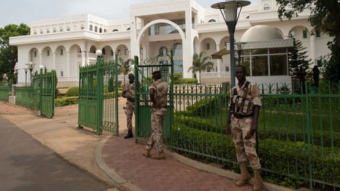 Three Malian ex-ministers, targeted by arrest warrant, to deny their wrongdoing before court