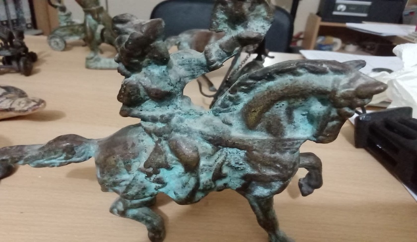 Tunisia: Smuggling attempt of 18 antique artifacts foiled
