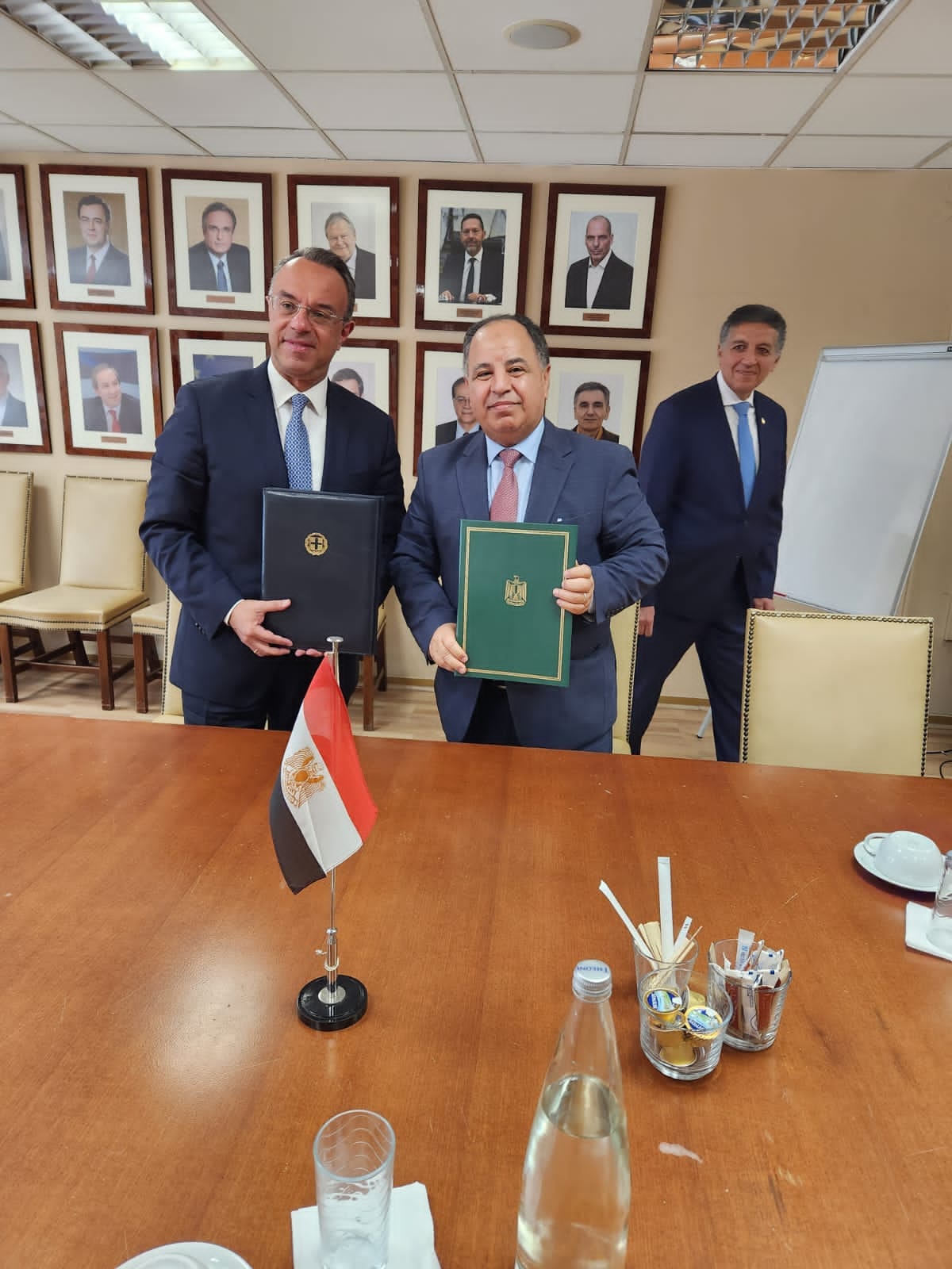 Egypt, Greece ink MoU on periodic financial dialogue