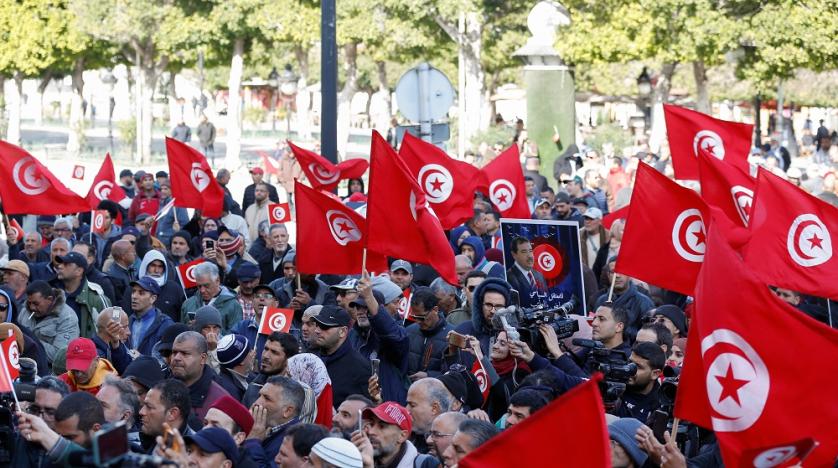 Opposition group asks Algeria to stay away from Tunisian domestic affairs