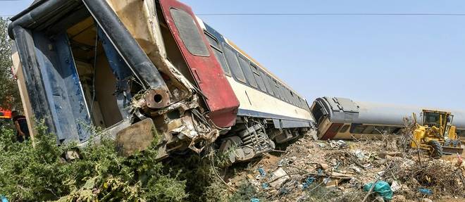Tunisia launches probe into death of two people in train derailment