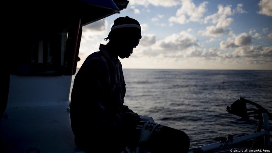 16 die in Senegal as boats used by migrants capsizes