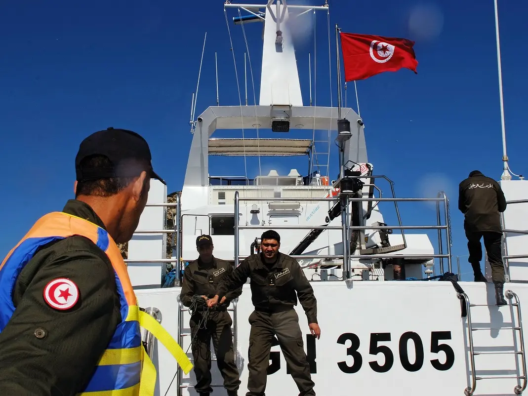 Tunisian coastguards pull 13 bodies of migrants off Sfax