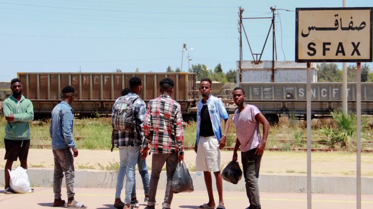 Rights groups say Tunisia dumps migrants on Libyan border