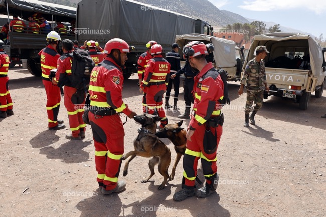 Spanish Defense Minister Commends Moroccan Armed Forces for Supporting Spain’s Rescuers