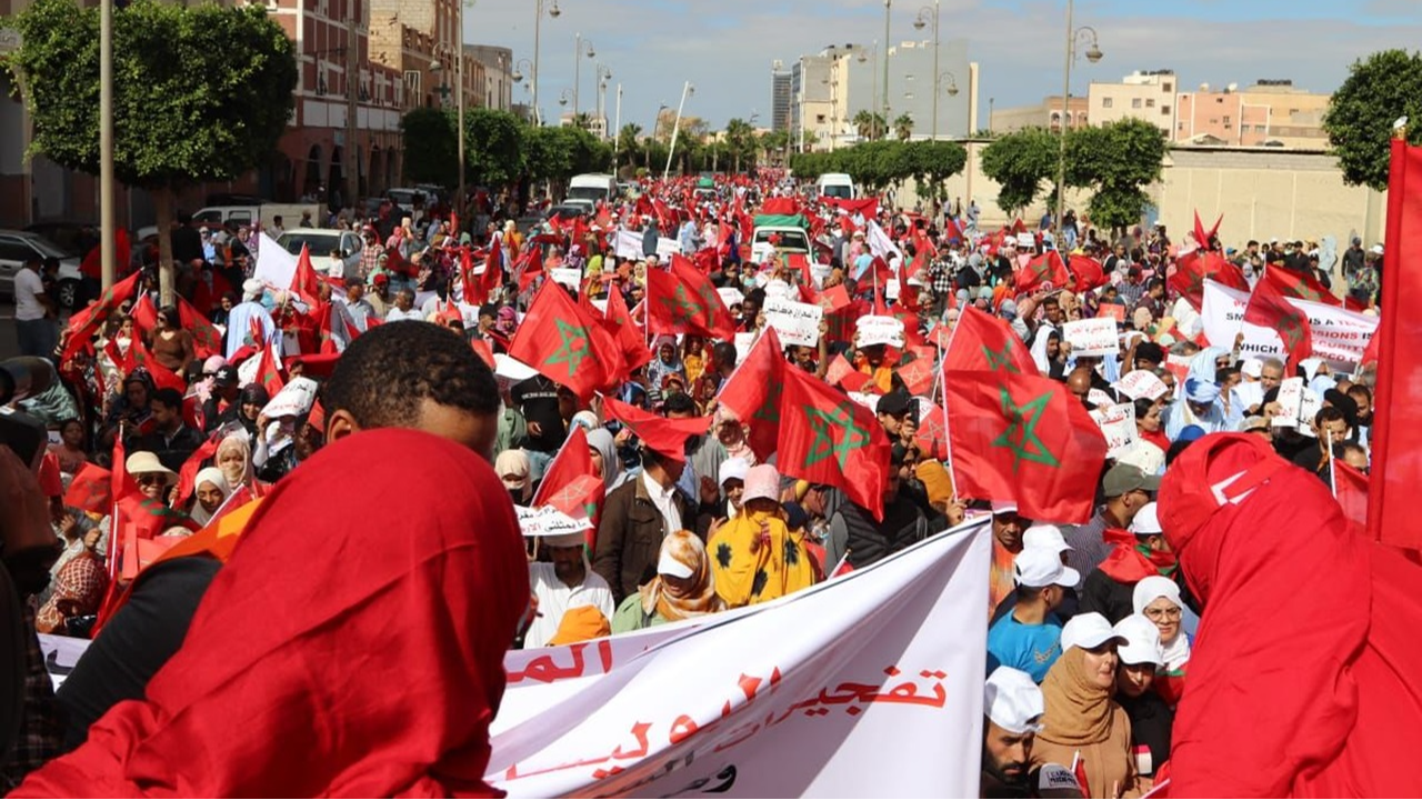 A large march in Laayoune denounces ‘despicable terrorist attack’ on civilians in Es-Semara