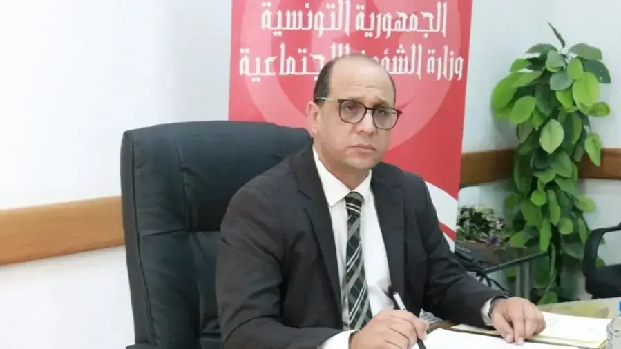 Tunisia: Minister of Social Welfare survives road accident