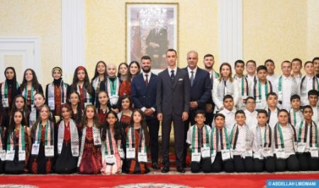 Crown Prince receives Al-Quds children taking part in summer camps in Morocco