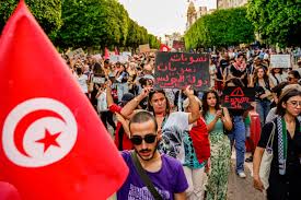 Tunisia: HRW calls for ending politically-motivated prosecutions & for free & fair election