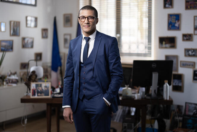 Would French-Moroccan Karim Bouamrane become the next French PM?