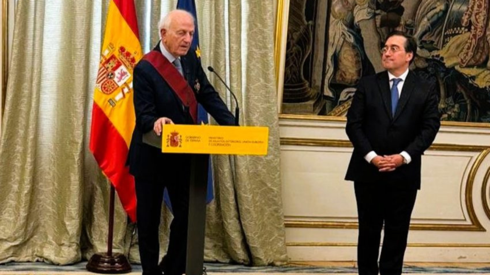 Royal Advisor André Azoulay receives prestigious distinction in Spain