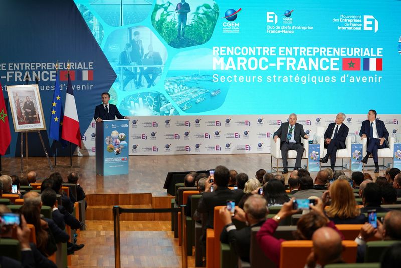 Morocco, France wrap up business summit with 20 deals