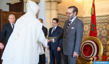 King Mohammed VI presents to new Moroccan ambassadors their appointment Dahirs