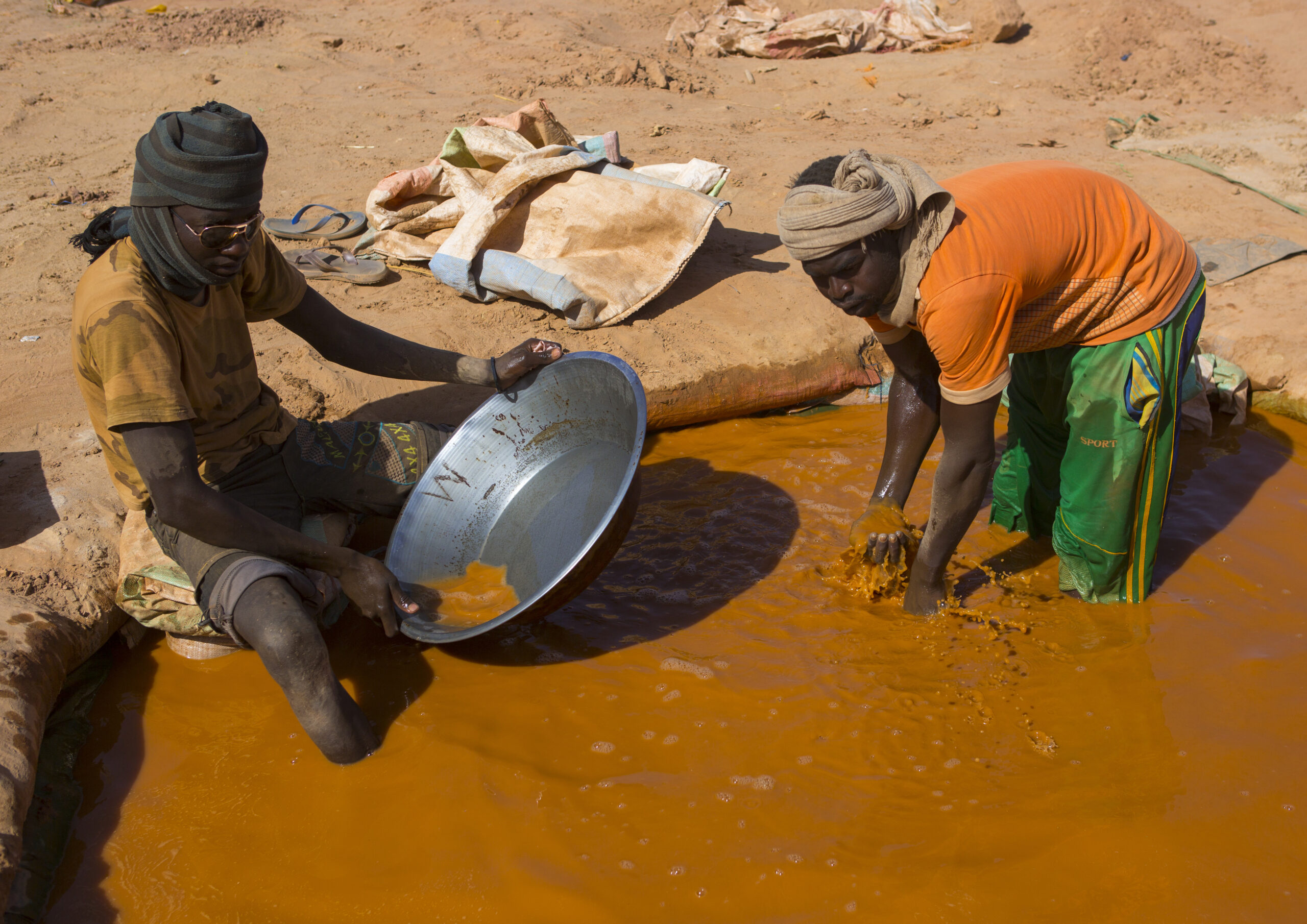 Sudan: At least 50 dead in gold mine collapse as calls grow for regulation of artisanal mining