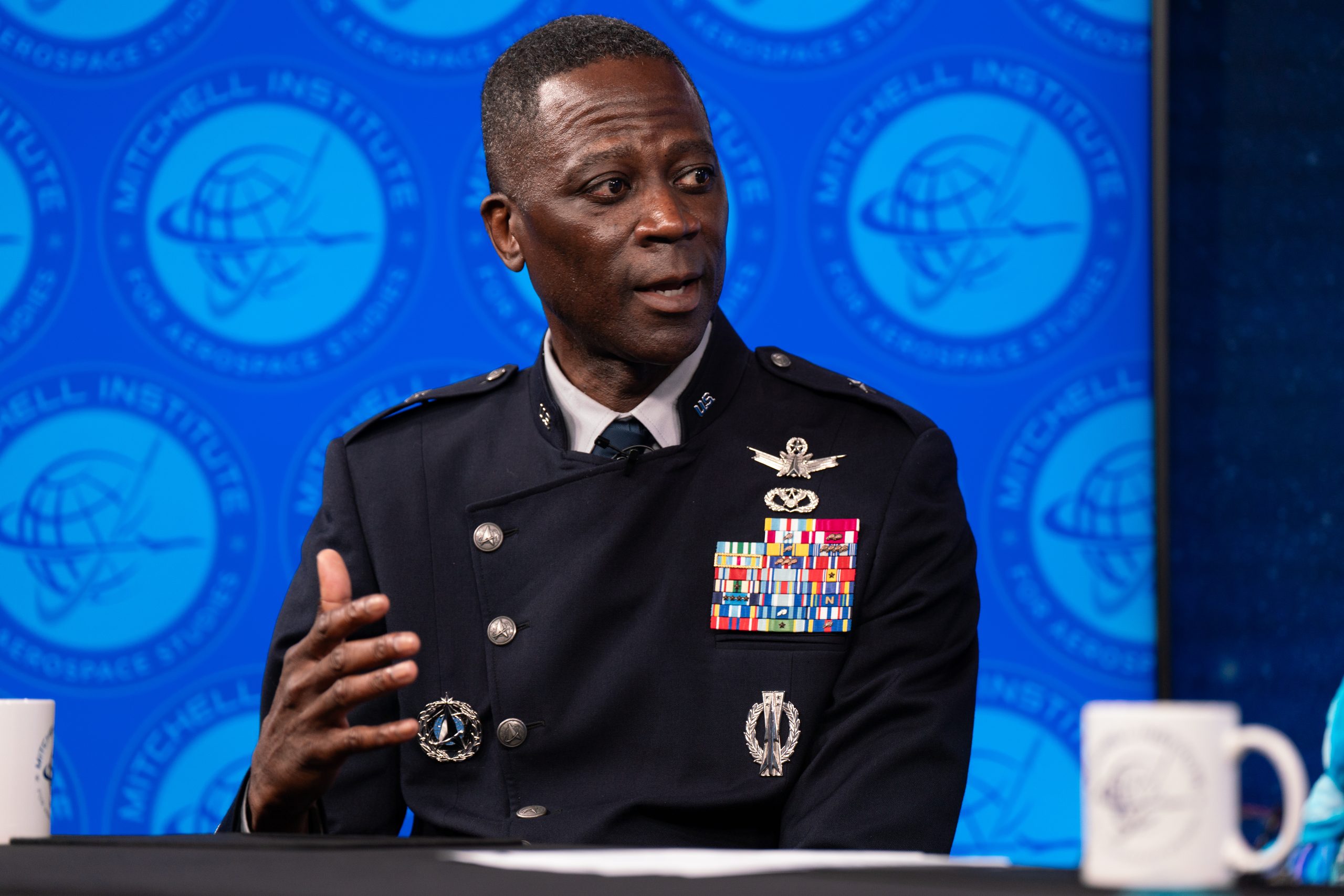Top General of U.S. Space Forces Africa meets Minister Delegate in Charge of National Defense Administration