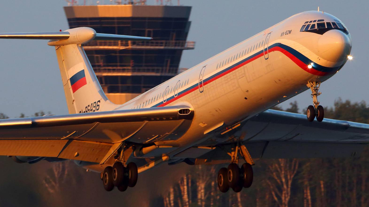 Russia Resumes Military Air Operations Between Syria and Eastern Libya